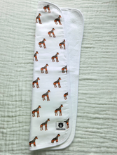 Load image into Gallery viewer, BBLUXE Giraffe Burp Cloth