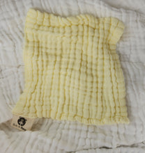 Load image into Gallery viewer, Duckling -Cotton Gauze 6-layer Reusable Wipe/Washcloth (2pk)