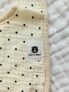Black Dots 100% Cotton Bib (6 Layers)