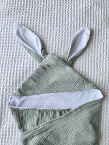 Sage Gauze Hooded Towel