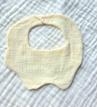 Load image into Gallery viewer, Petal Baby Bib - 6-Layer 100% Cotton - Cream
